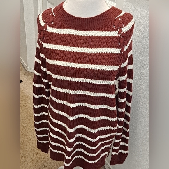 Burgundy & White Striped Stitch Tunic Sweater   Size XL - Picture 1 of 6